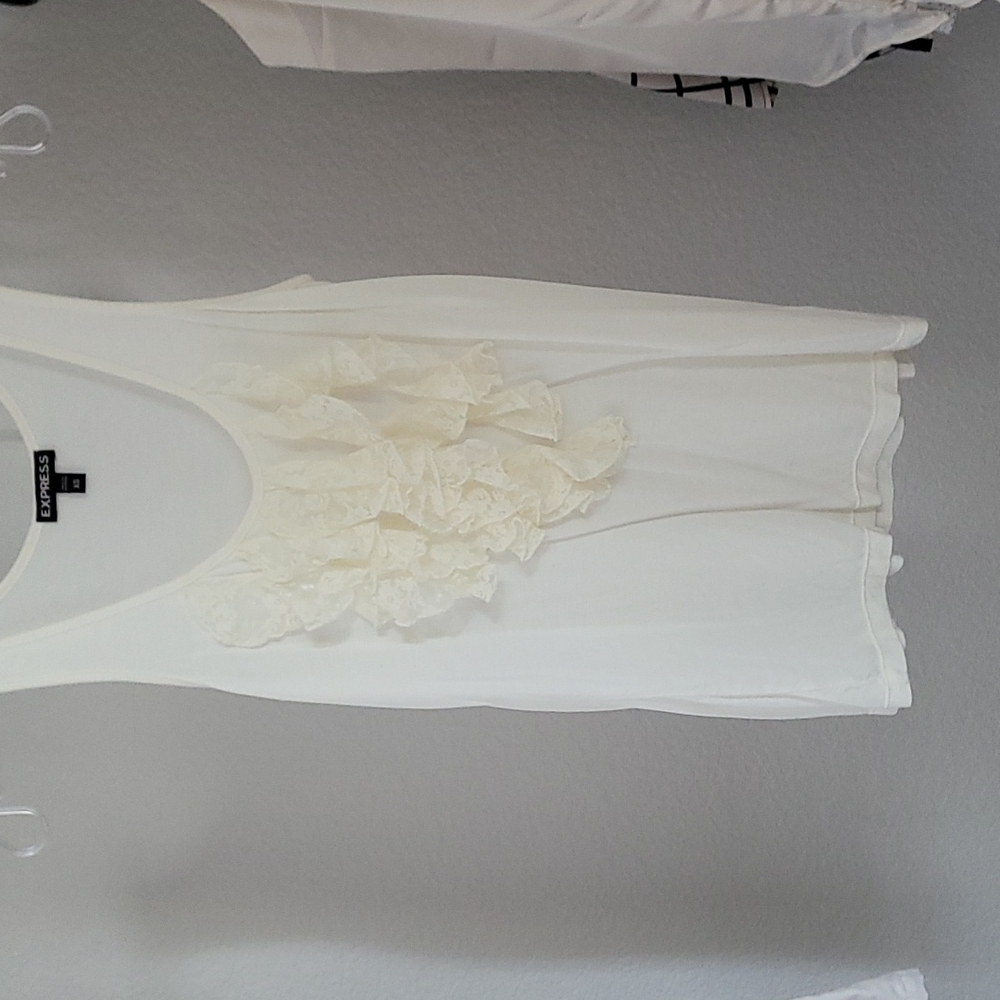 Express off white tank